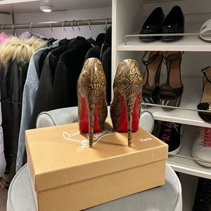 Authentic Christian Louboutin Lady Peep 150 Calf Santafe